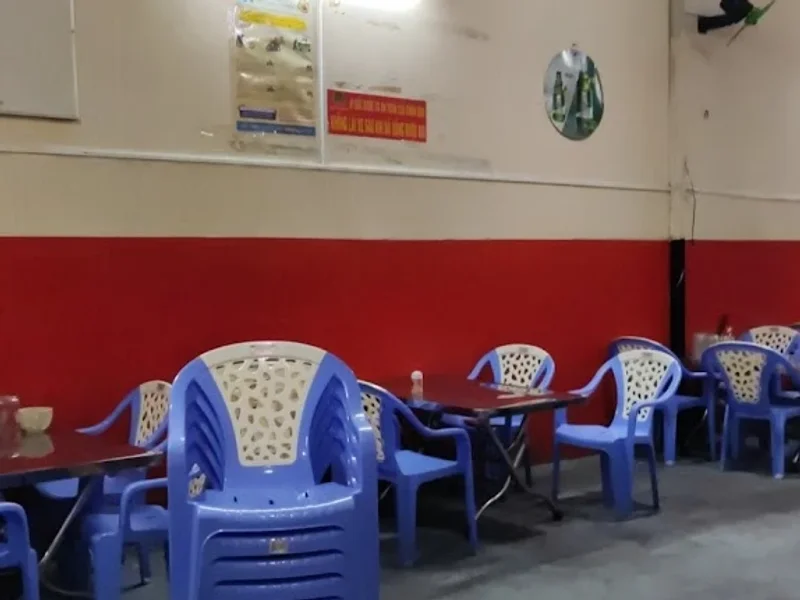 Quán Tuấn Phương