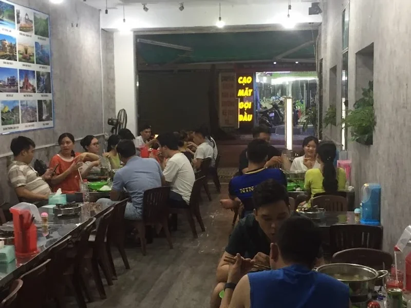 Lẩu gà lá é Tao Ngộ đàlạt