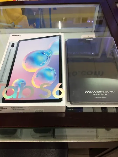 Cửa Hàng Điện Thoại Di Động Oppo