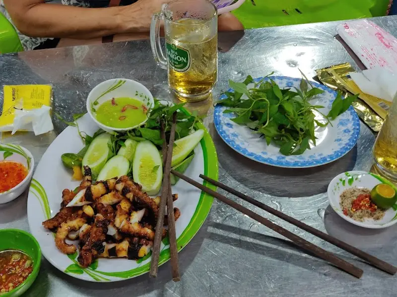 Phố Ẩm Thực - Vĩnh Khánh