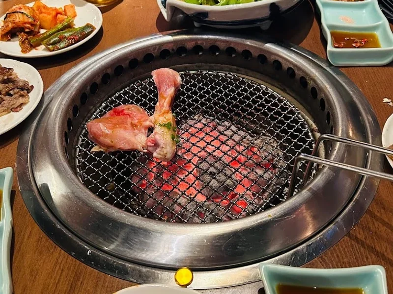 Gyu Shige - Ngưu Phồn - Hùng Vương Plaza