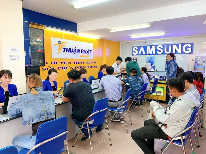 Trung tâm sửa điện thoại Thuận Phát Mobile Lê Hồng Phong