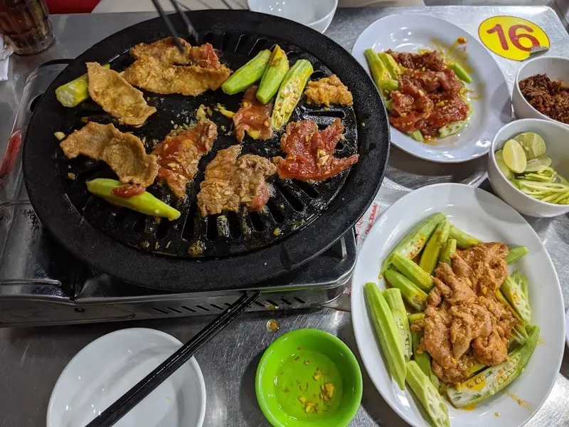 Lẩu bò Cô Thảo