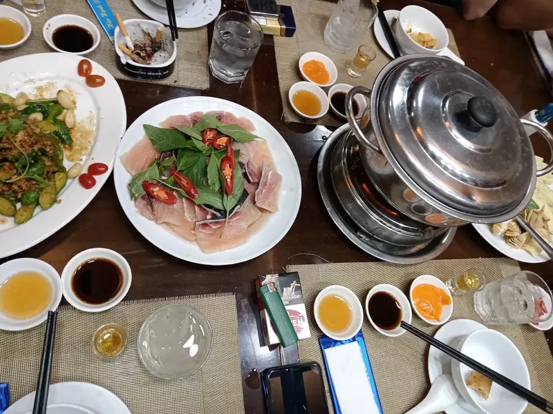 Nhà hàng ẩm thực Phố Việt - 46 Lê Hồng Phong - Quận 5 - Hồ Chí Minh