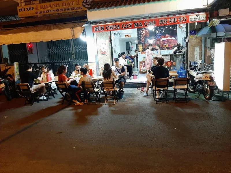 Bún chua cay Macao 酸辣粉 Q6 (HƯƠNG)