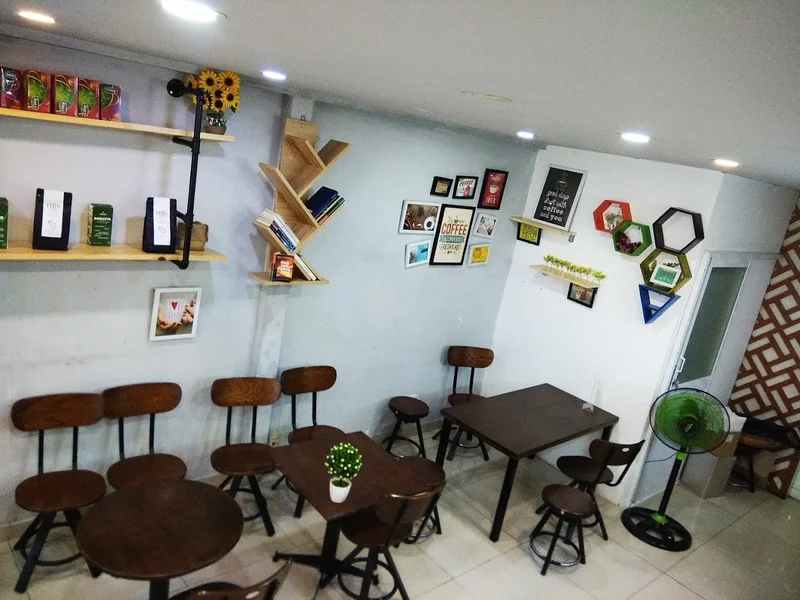 Laha Coffee - 283 Hồng Bàng, Q.5