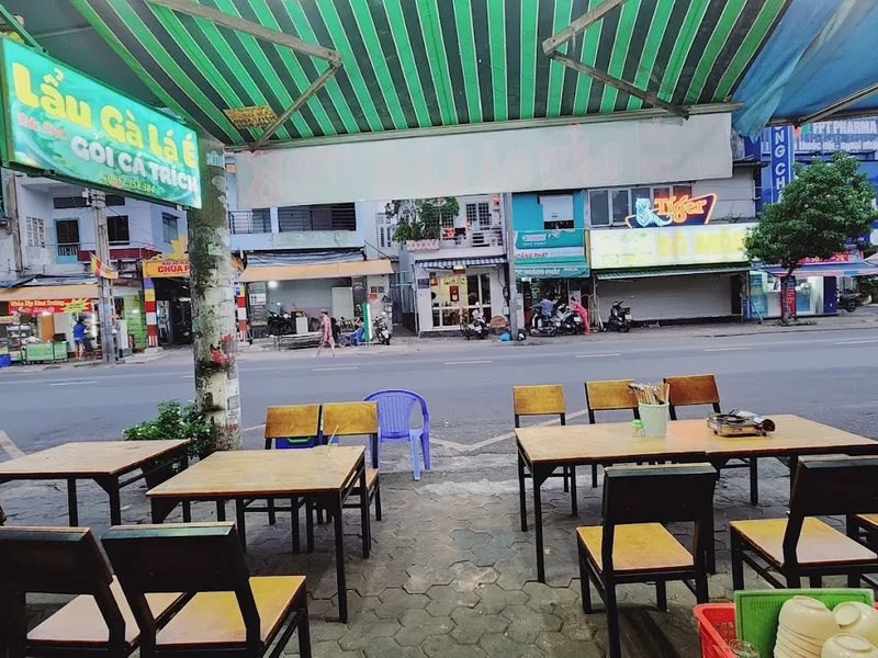 Lẩu Gà Lá É Phú Yên MT