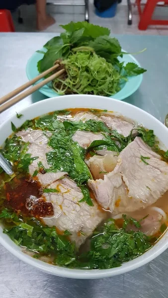 Bún bò Chú Hùng