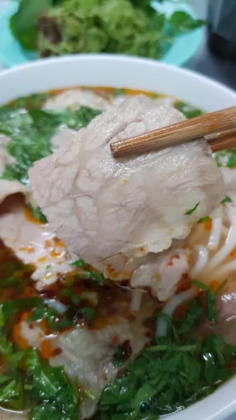 Bún bò Chú Hùng