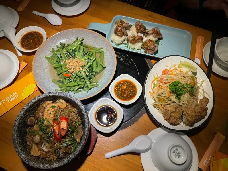 KHAO LAO Van Hanh Mall