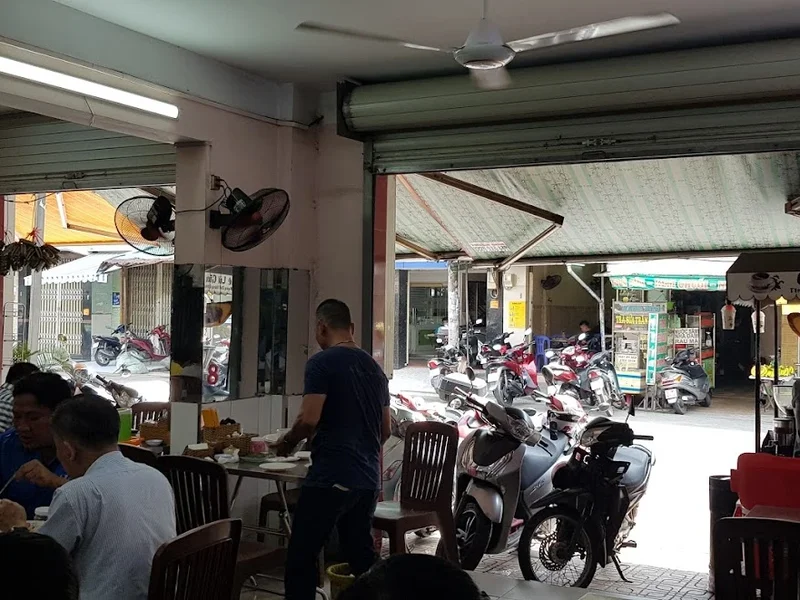 Quán Bún Bò Bà Hoa