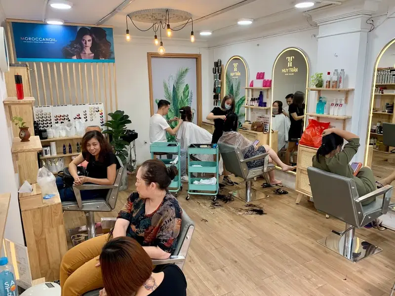 HUY TRẦN - Hair Salon
