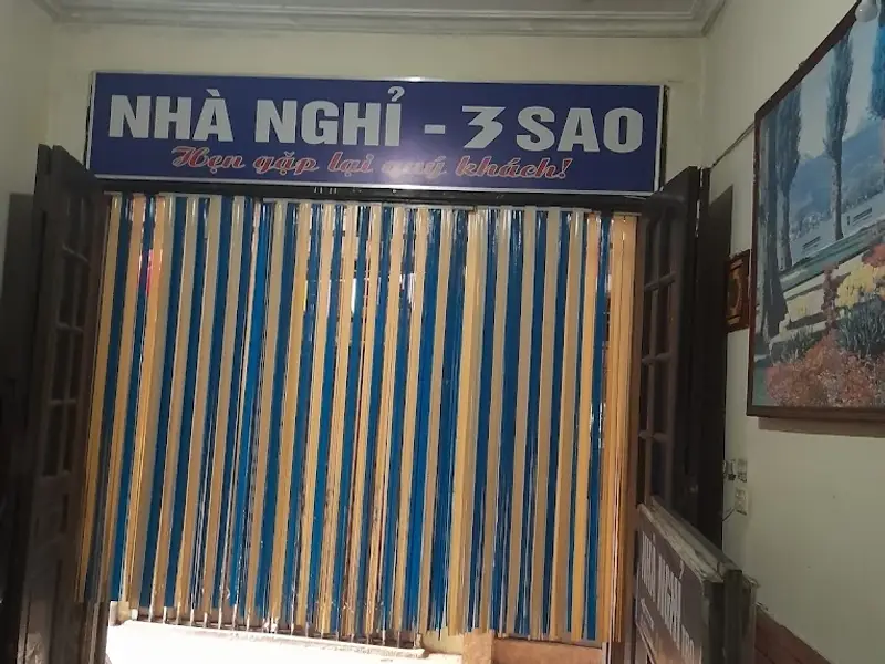Nhà nghỉ ba sao
