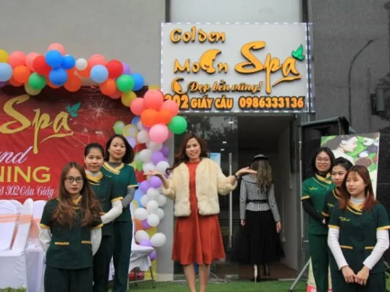 Golden moon spa