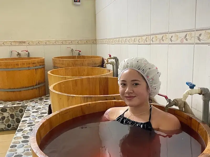 Tẩm Quất Mát Xa Trần Gia