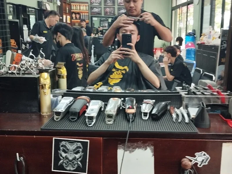 Thanks Barber Shop - Nguyễn Khang
