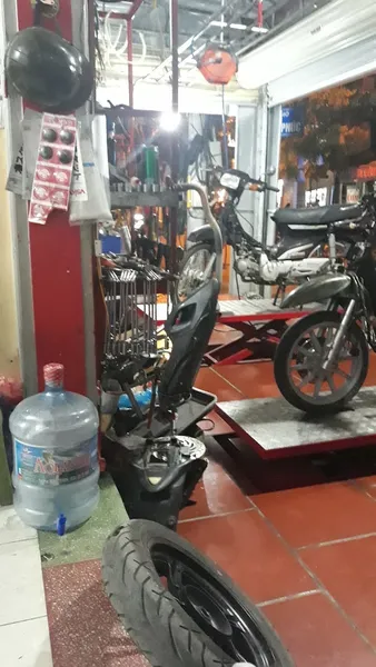 Hoàng minh motor sửa chữa xe máy