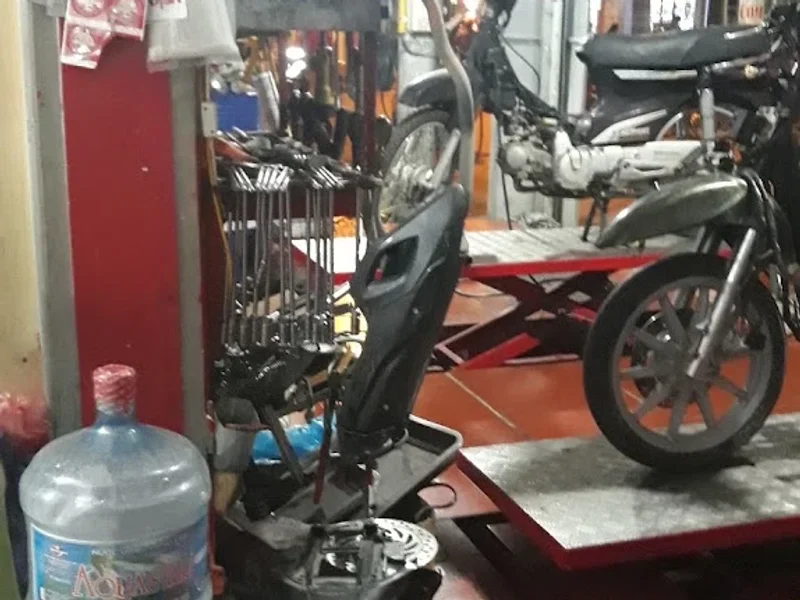 Hoàng minh motor sửa chữa xe máy