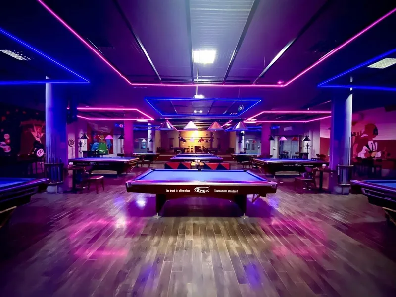 AZCOM Billard Club