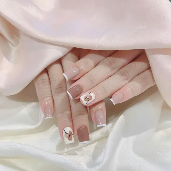 Nail Mi by Chang