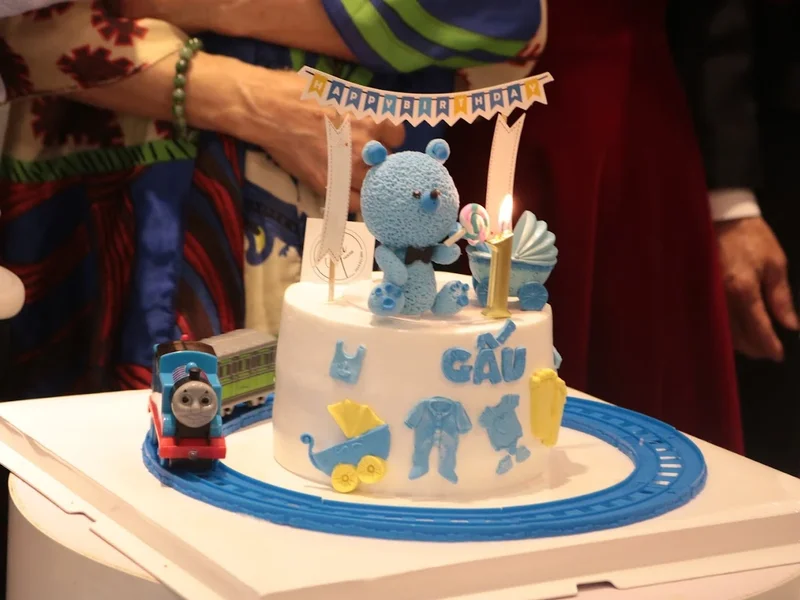 Cuốn N Roll Giảng Võ