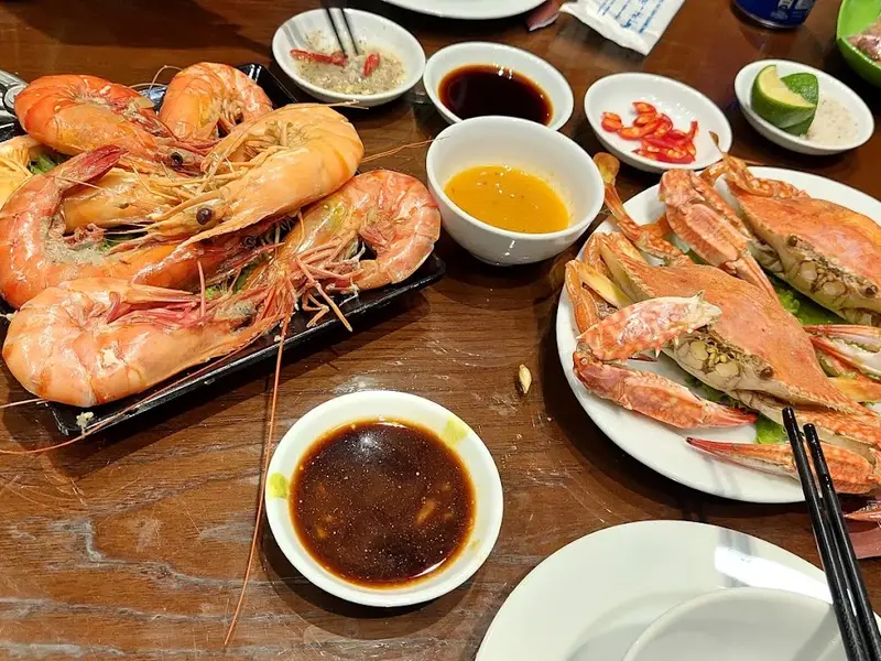 Hải Sản Xóm Vắng - Ngoại Giao Đoàn