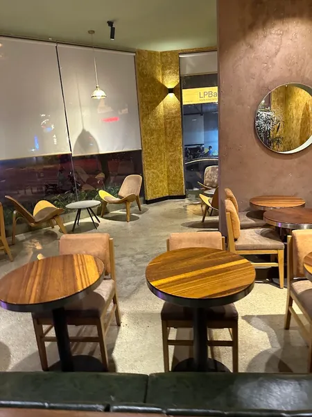 Foglian Coffee - Trung Hoà