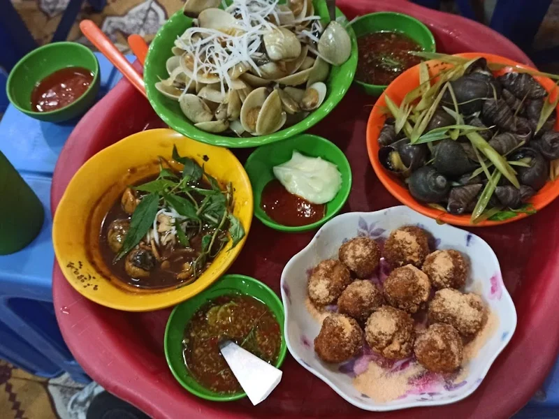 Ốc chị Lệ - 88 Cửa Bắc