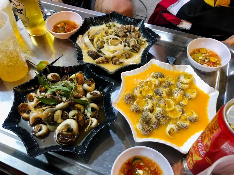 Ốc Tê Tê - 152 Quán Thánh