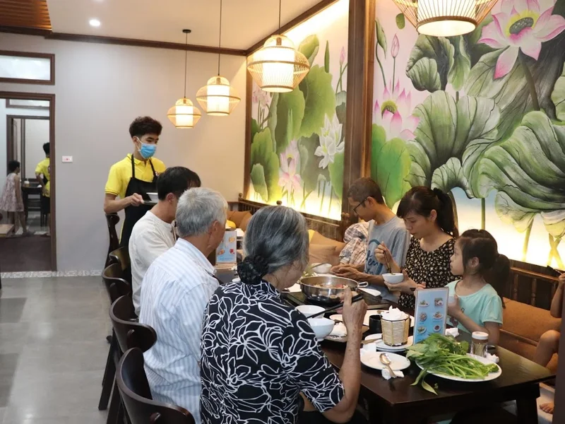 Cơm chay Hà Thành- Ha Thanh Vegan Restaurant