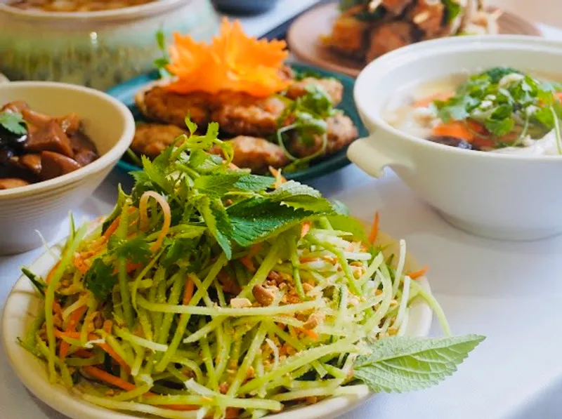 Nhà Hàng An Nhiên Buffet Chay Ba Đình - Vegetarian Restaurant Ba Đình