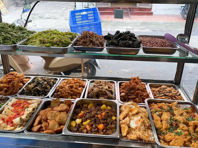 Cơm Ngon Hà Nội Heo Sữa