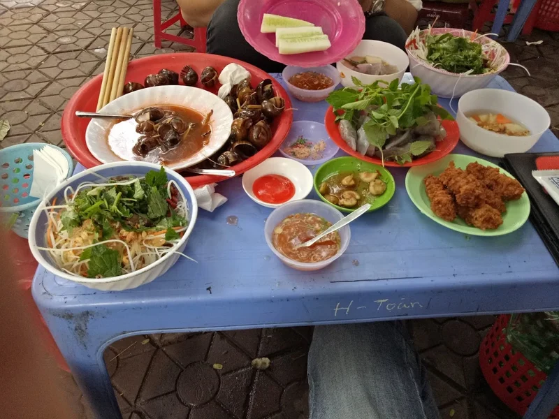 Cháo Trai Nghĩa Tân