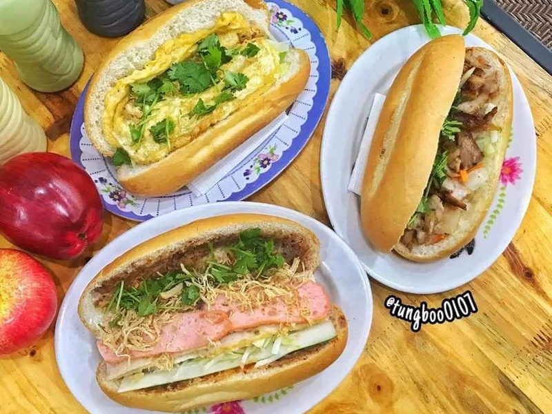 Bánh Mì Hương Lan