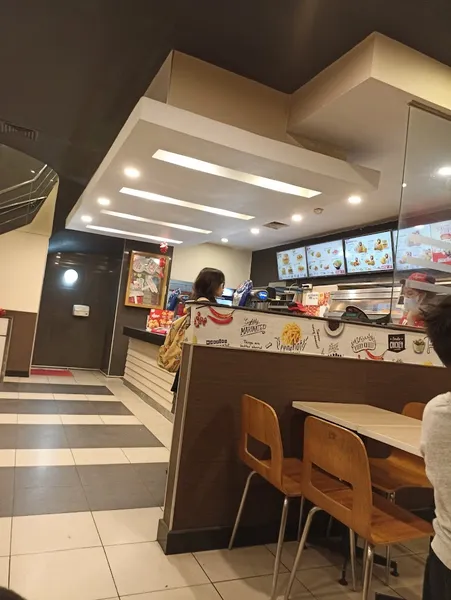 KFC Nguyễn Thái Học