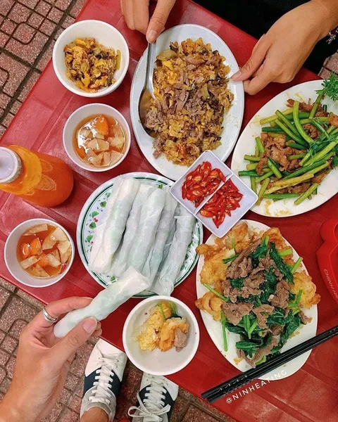 Phở Cuốn Chinh Thắng