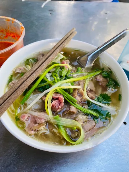 Phở Tuấn Oanh