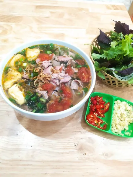 Bún Ốc Bún Chả