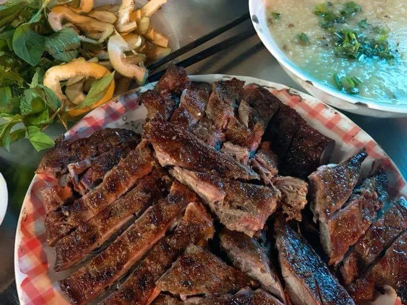 Quán Vịt Nướng Quý Hói