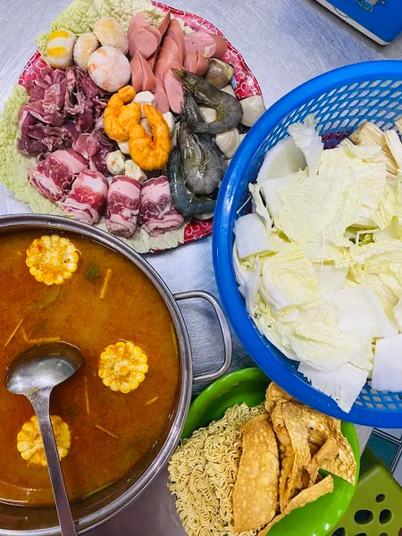 Lặt Vặt Quán