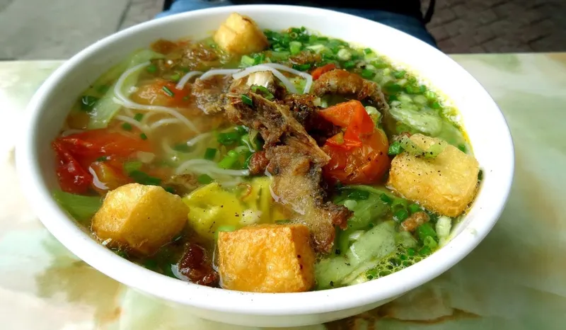 Bún riêu cá Trường Sa