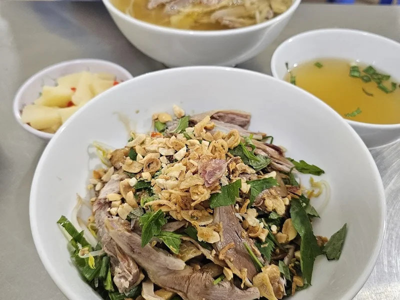 Miến Ngan 101