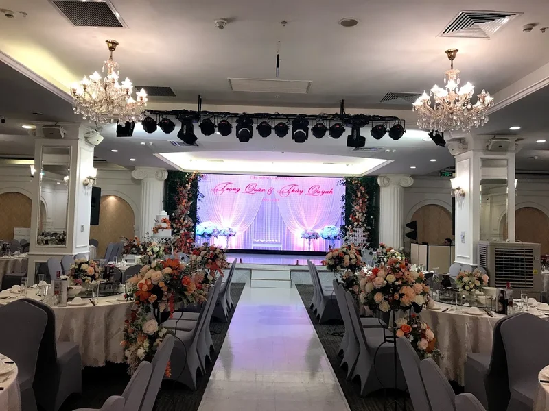 Trống Đồng Palace