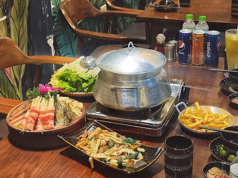 Nhà hàng Hưởng The Garden - Trung Hoà