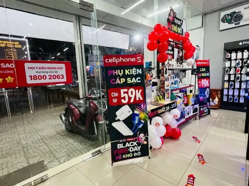 CellphoneS Nguyễn Khánh Toàn