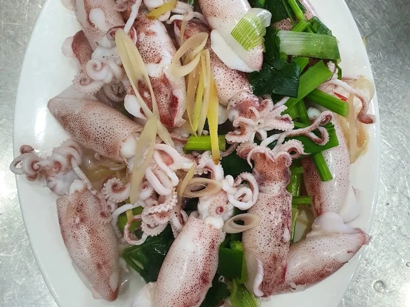 Nhà hàng Thanh Long Quán