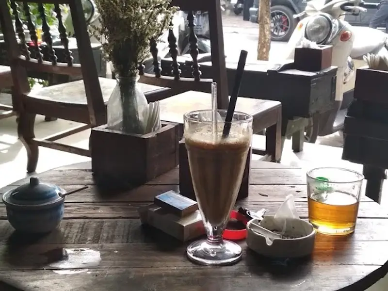 Cafe Mậu Dịch