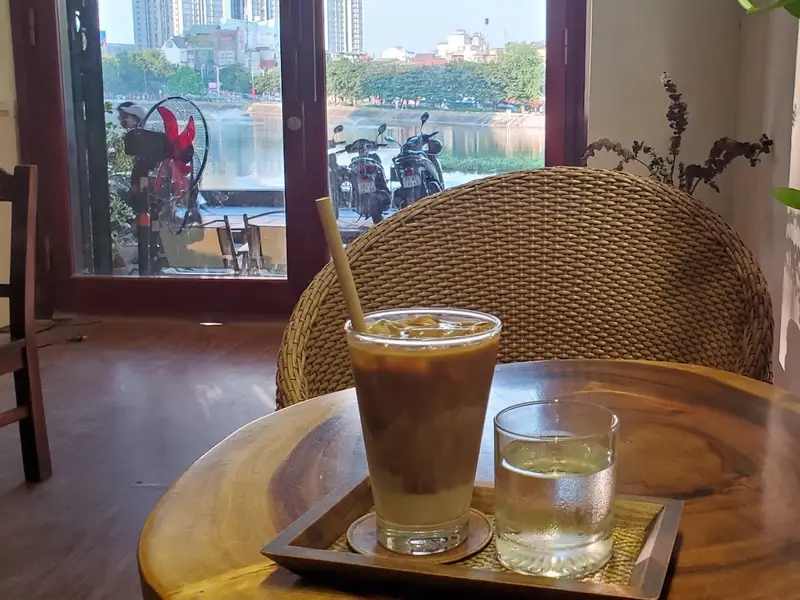 Woods Cafe - Ngọc Khánh