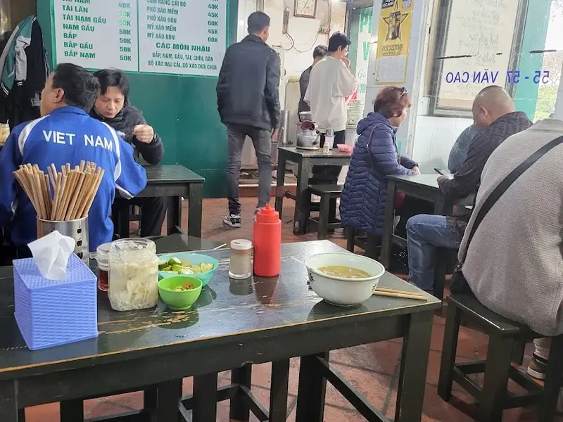 Phở Vũ Gia Truyền