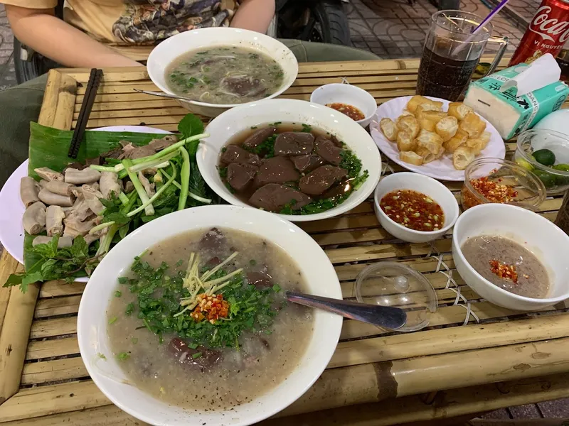 Cháo lòng Cô Ty